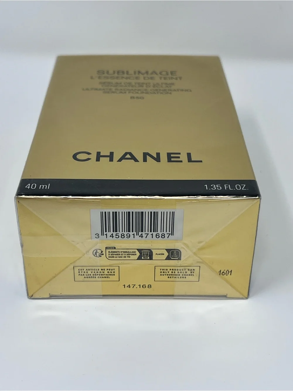 CHANEL Sublimage L’Essence de Teint Ultimate Serum Foundation, shade B50, 40 mL